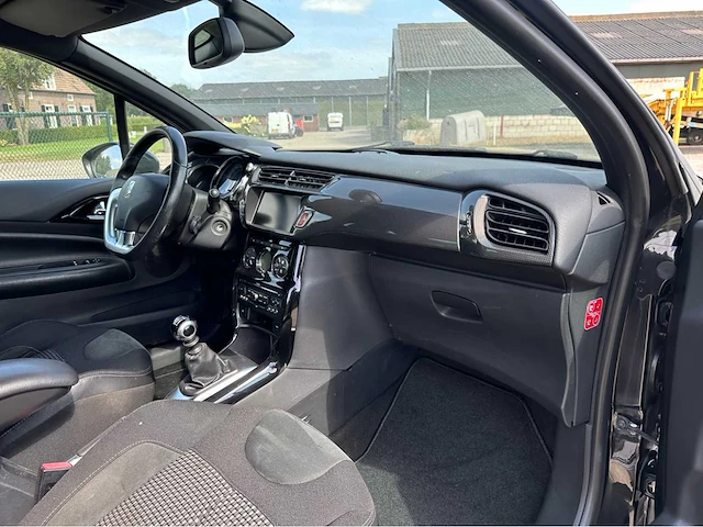 Citroen ds3 2010 benzine - afbeelding 2 van  32