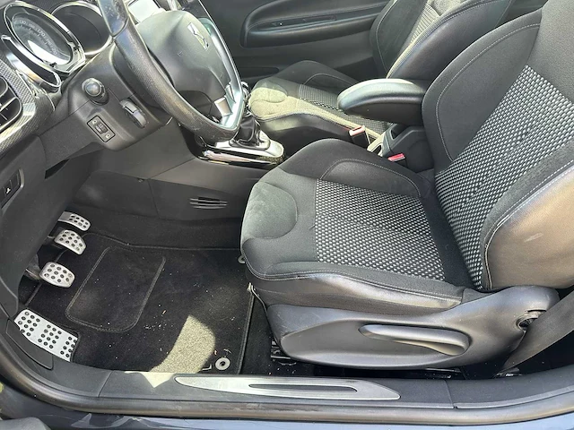 Citroen ds3 2010 benzine - afbeelding 15 van  32