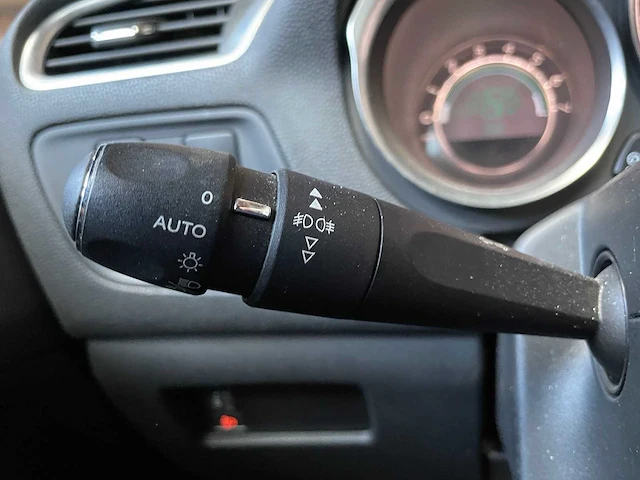 Citroen ds4 1.6 vti so chic 120pk 2012 -orig. nl-, 60-xzj-4 - afbeelding 32 van  63