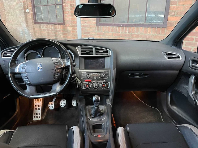 Citroen ds4 1.6 vti so chic 120pk 2012 -orig. nl-, 60-xzj-4 - afbeelding 39 van  63