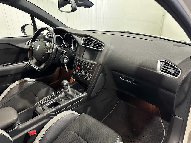 Citroen ds4 1.6 vti so chic 48-sbv-4 - afbeelding 3 van  19