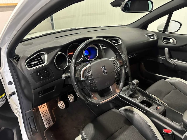 Citroen ds4 1.6 vti so chic 48-sbv-4 - afbeelding 19 van  19