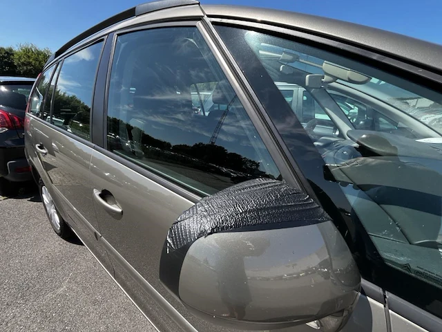 Citroen grand c4 picasso 1.6 hdi seduction fap 110,2010 - afbeelding 19 van  30