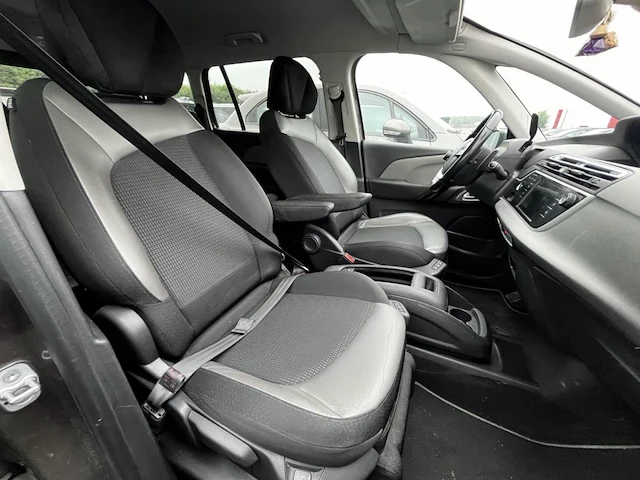 Citroen grand c4 picasso 2.0 bluehdi shine s&s 150 at,2017 - afbeelding 13 van  29