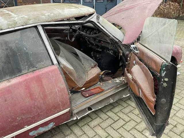 Citroën id20 oldtimer auto - afbeelding 6 van  19