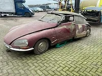 Citroën id20 oldtimer auto - afbeelding 15 van  19