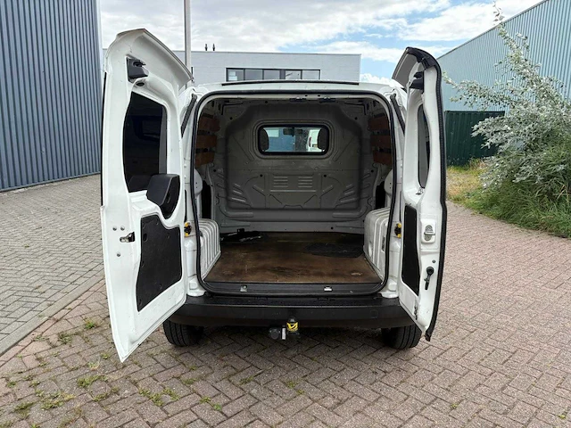 Citroen nemo 1.4 hdi , 8-vjz-54 - afbeelding 11 van  23