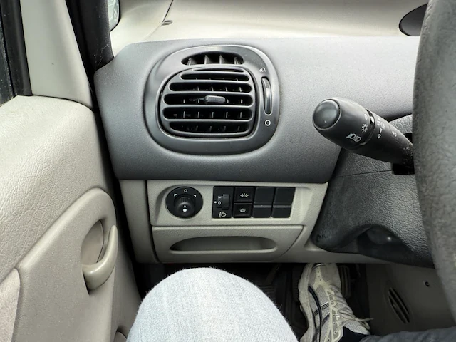 Citroen picasso,2004 - afbeelding 6 van  23