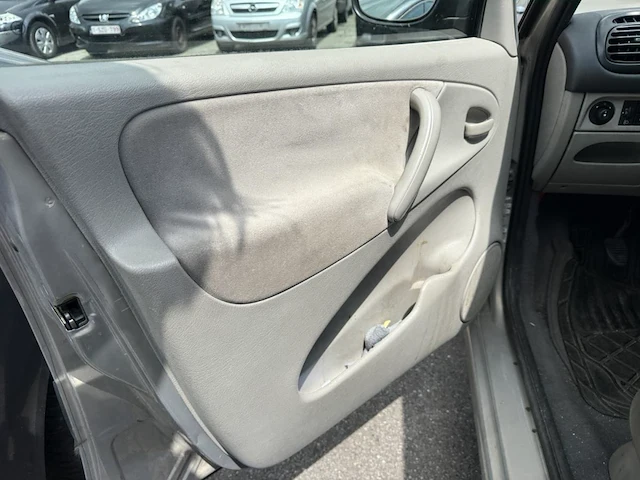 Citroen picasso,2004 - afbeelding 20 van  23