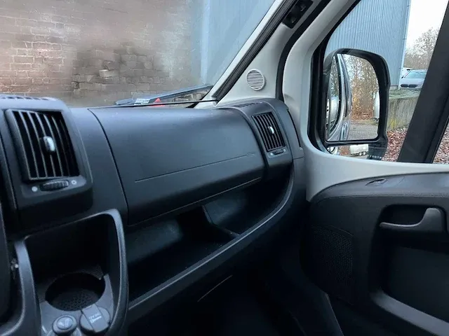 Citroen possl trenta 640 140pk 2020 - afbeelding 37 van  84