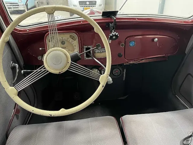 Citroen traction 11 bl oldtimer - 1939 - afbeelding 7 van  27