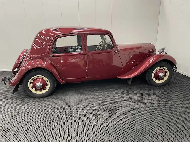 Citroen traction 11 bl oldtimer - 1939 - afbeelding 23 van  27