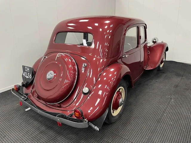 Citroen traction 11 bl oldtimer - 1939 - afbeelding 24 van  27