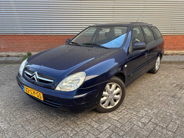 Citroen xsara break 1.6i-16v l. prestige , 30-lh-gs - afbeelding 1 van  8