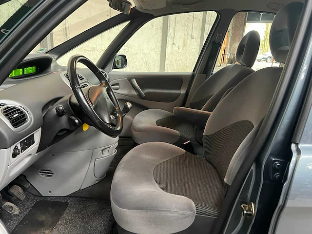 Citroen xsara picasso 1.6i-16v caractère 109pk 2006, 92-tf-dl - afbeelding 9 van  30