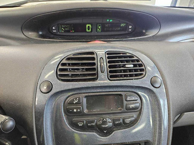 Citroen xsara picasso 1.8i-16v différence , 68-lp-gf - afbeelding 4 van  17