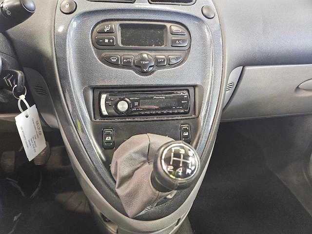Citroen xsara picasso 1.8i-16v différence , 68-lp-gf - afbeelding 5 van  17