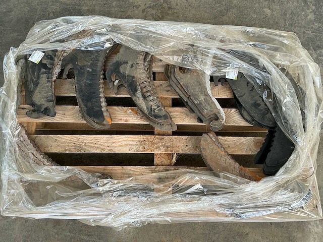 Claas - 0013252880 - opraapwagen snijmessen - afbeelding 1 van  5