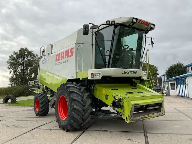 Claas - lexion 440 - maaidorser - afbeelding 3 van  58