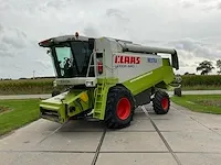 Claas - lexion 440 - maaidorser - afbeelding 1 van  58