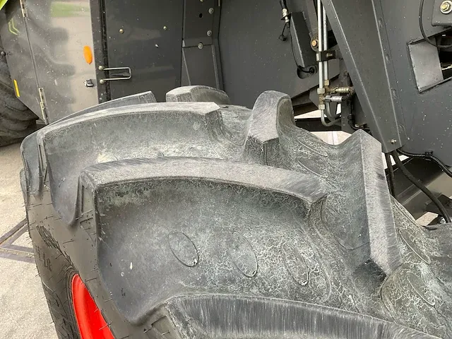 Claas - lexion 440 - maaidorser - afbeelding 14 van  58