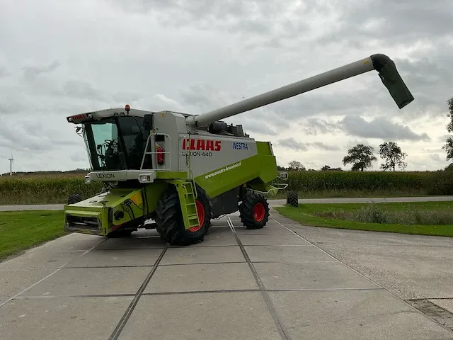 Claas - lexion 440 - maaidorser - afbeelding 37 van  58