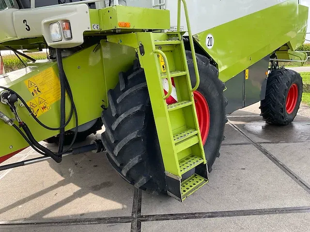 Claas - lexion 440 evolution - maaidorser - afbeelding 21 van  54