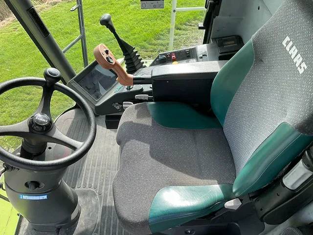 Claas - lexion 440 evolution - maaidorser - afbeelding 25 van  54
