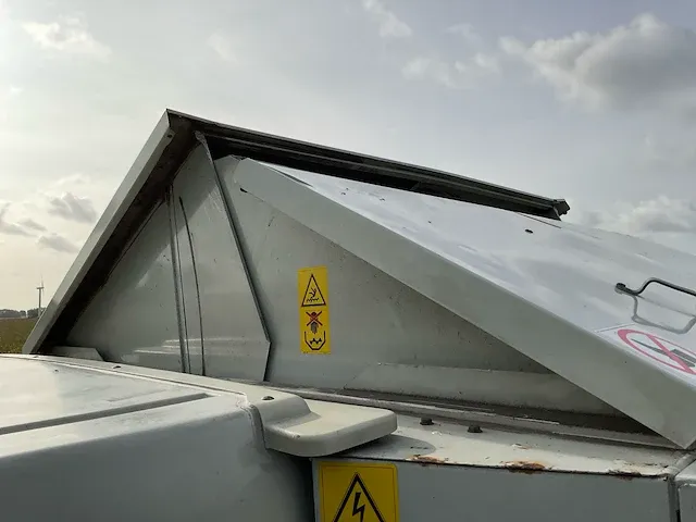 Claas - lexion 440 evolution - maaidorser - afbeelding 33 van  54