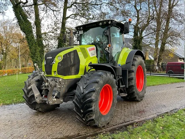 Claas axion 810 vierwielaangedreven landbouwtractor - afbeelding 10 van  47