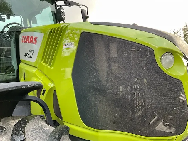 Claas axion 810 vierwielaangedreven landbouwtractor - afbeelding 14 van  47