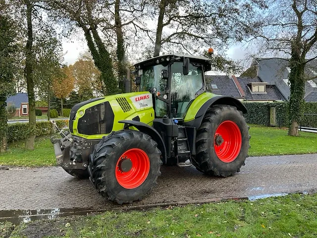 Claas axion 810 vierwielaangedreven landbouwtractor - afbeelding 1 van  47