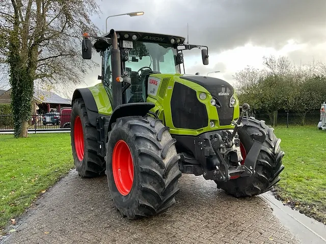 Claas axion 810 vierwielaangedreven landbouwtractor - afbeelding 8 van  47