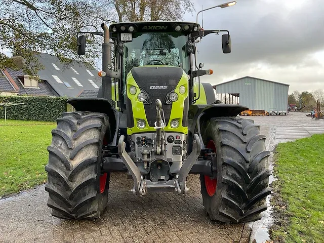 Claas axion 810 vierwielaangedreven landbouwtractor - afbeelding 9 van  47