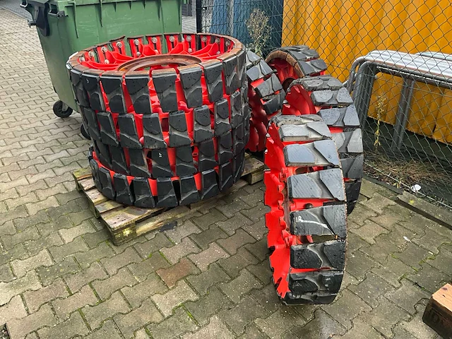 Claas rupsvelgen - afbeelding 1 van  15