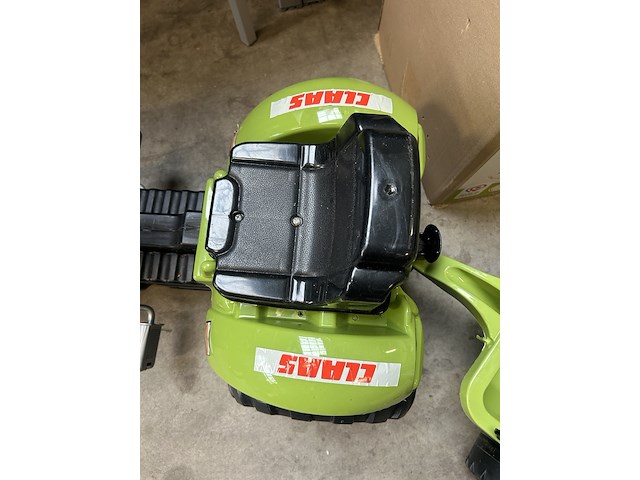 Claas traptractor met aanhanger falk - afbeelding 8 van  9