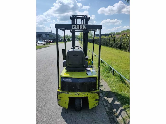 Clarck tm15 - tm15 electrische heftruck - vorkheftruck - afbeelding 4 van  10