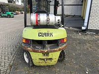 Clark - 2001 - cmp 25l - vorkheftruck - afbeelding 6 van  14