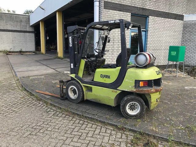 Clark - 2001 - cmp 25l - vorkheftruck - afbeelding 7 van  14
