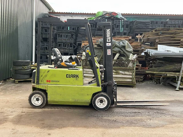 Clark em 15s vorkheftruck - afbeelding 10 van  16