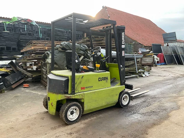 Clark em 15s vorkheftruck - afbeelding 11 van  16