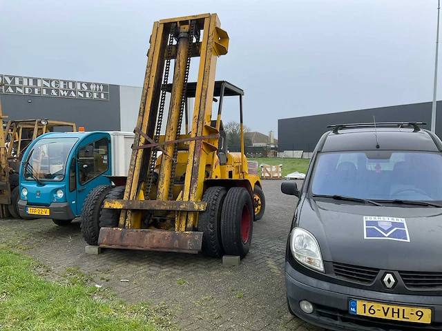 Clark heftruck - afbeelding 1 van  17