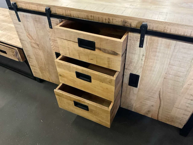 Clase dressoir - afbeelding 8 van  8