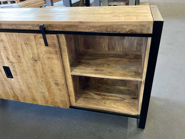 Clase dressoir - afbeelding 8 van  9