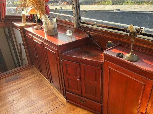 Classic motorjacht - afbeelding 9 van  32