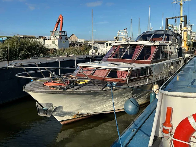 Classic motorjacht - afbeelding 1 van  32