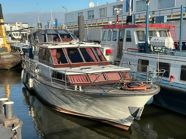 Classic motorjacht - afbeelding 14 van  32