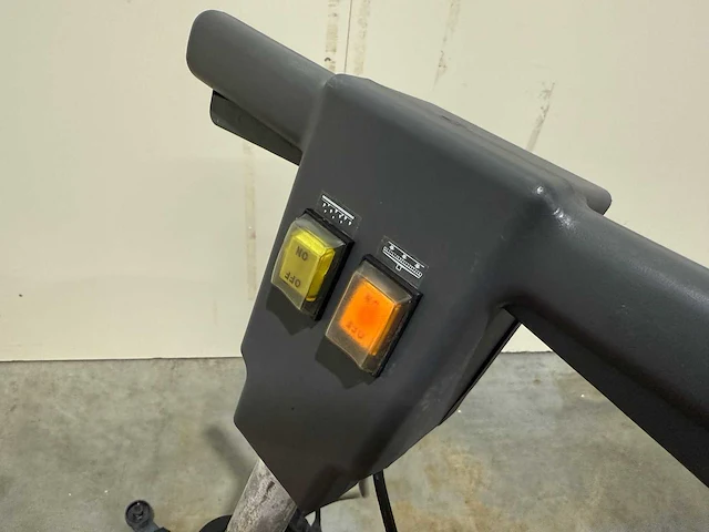 Cleanfix - ra 430 - schrobzuigmachine - afbeelding 3 van  6