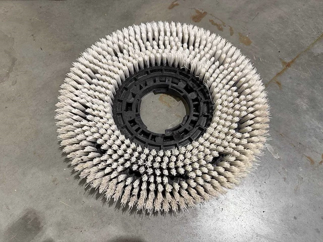 Cleanfix - ra 430 - schrobzuigmachine - afbeelding 5 van  6