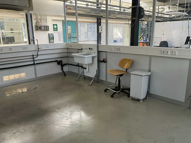 Cleanroom - afbeelding 9 van  10